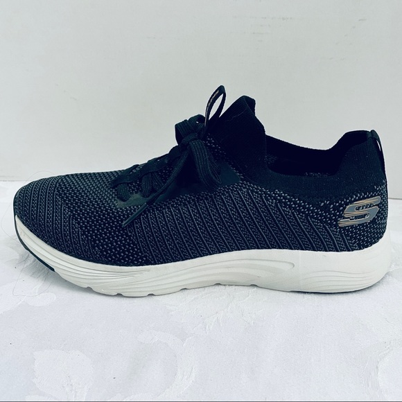 Skechers Shoes - Skechers Women’s Ultra Flex-Statements sneaker Black  size 8